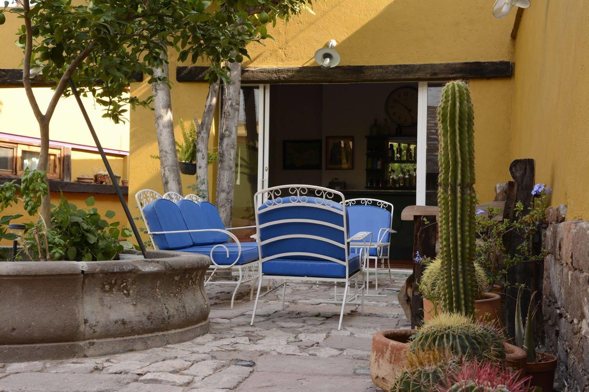 Hotel Casa Catalina ซานหลุยส์โปโตซิ ภายนอก รูปภาพ